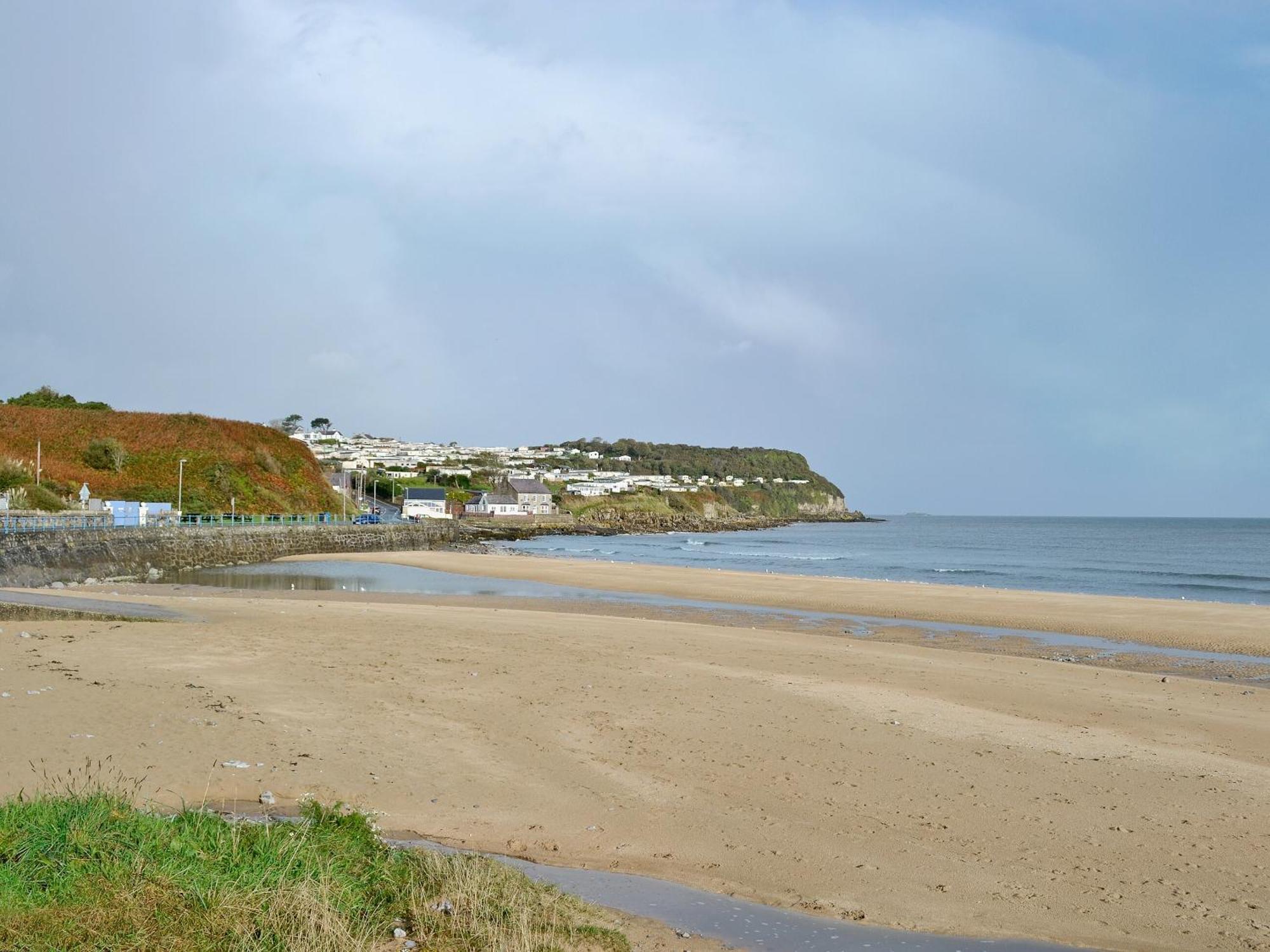 Sailfish Villa Benllech Exteriör bild